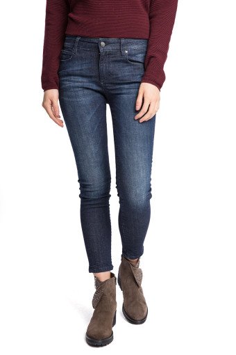 Джинсы женские Staff Jeans