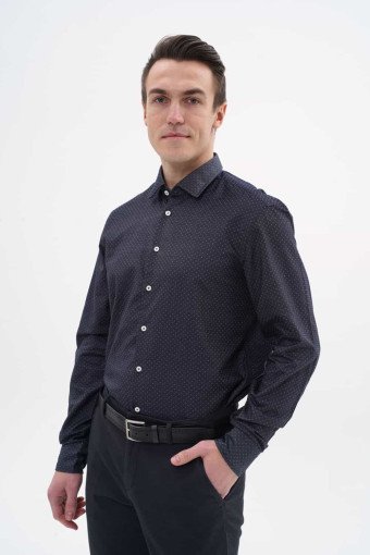 Стильна чоловіча сорочка van Laack