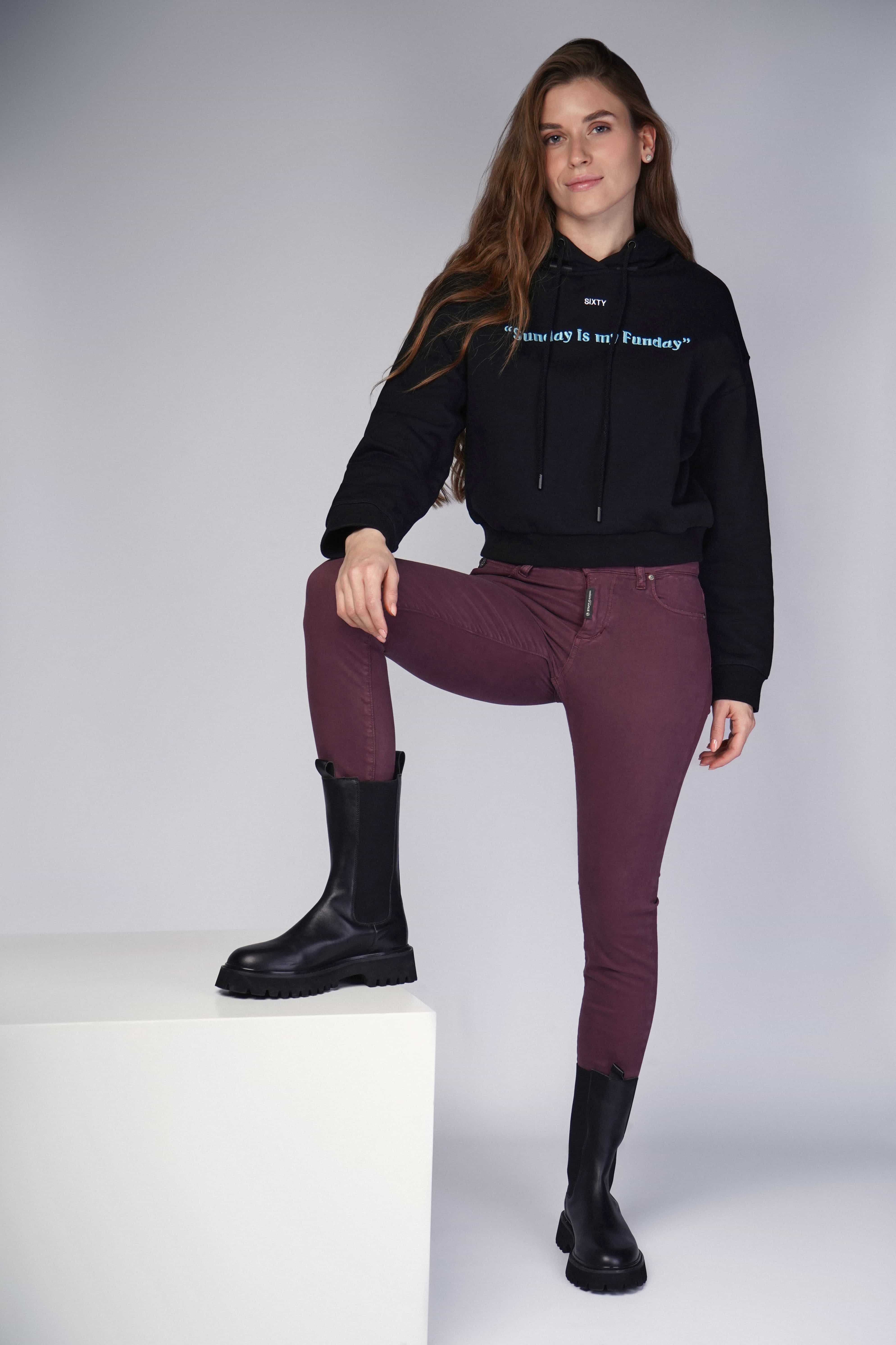Вузькі жіночі джинси Staff Jeans
