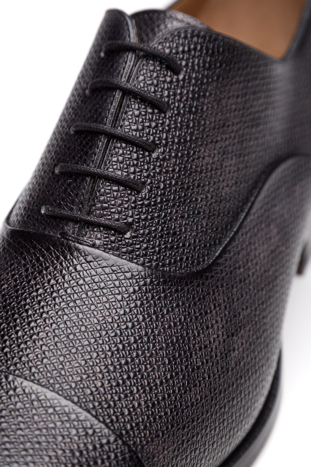 Чорні оксфорди із відрізним носком Magnanni