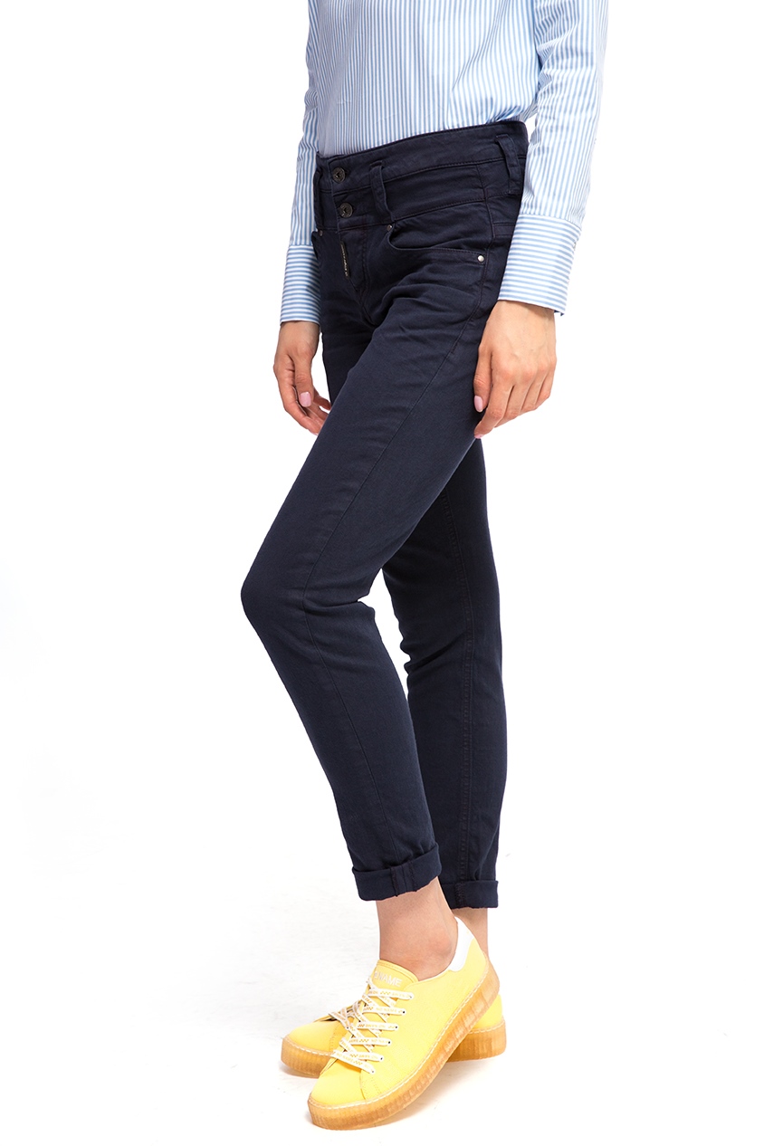 Джинси жіночі вузькі Staff Jeans
