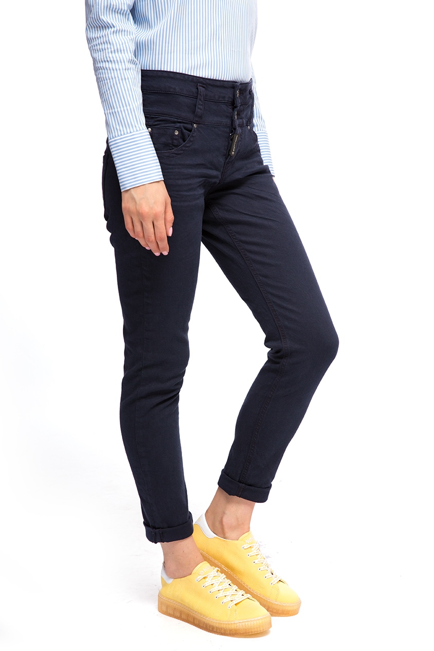 Джинси жіночі вузькі Staff Jeans